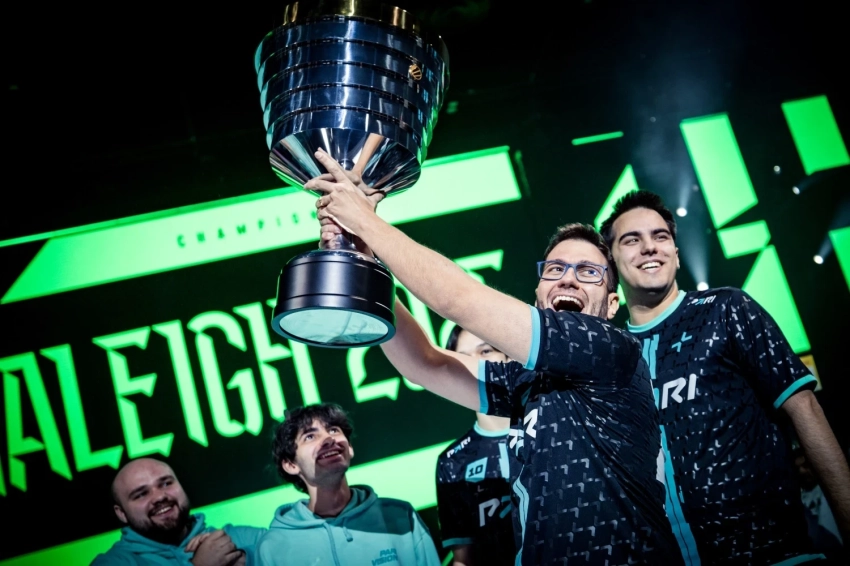 Экс-тренер PARIVISION по Dota 2 предрекает Satanic победу на нескольких The International